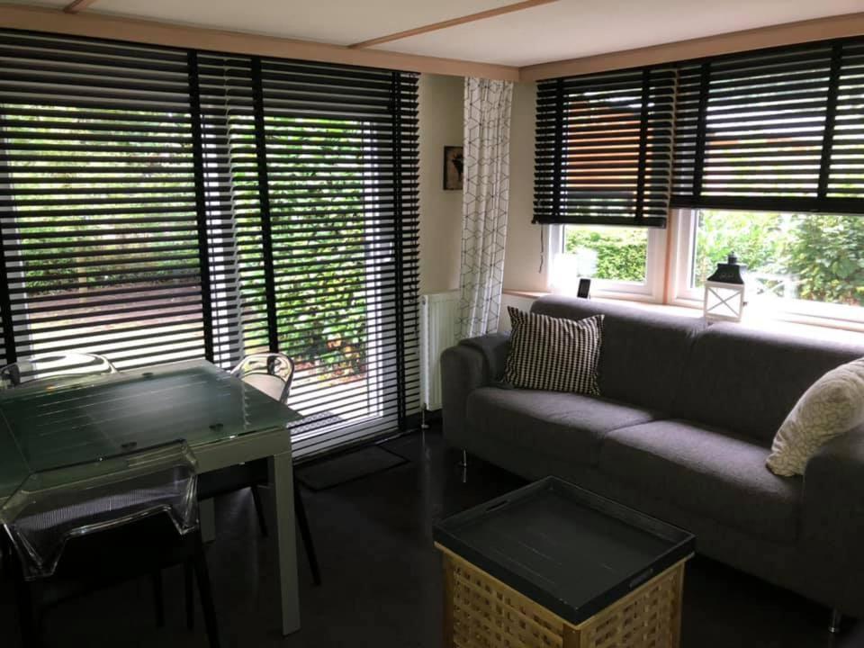 Chalet 4-5 Pers In Epe F16 Van Alle Gemakken Voorzien Max Aantal Volwassenen Is 4 Exterior foto